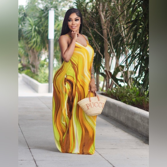 Let It Flow Maxi Dress - Picture 2 of 3